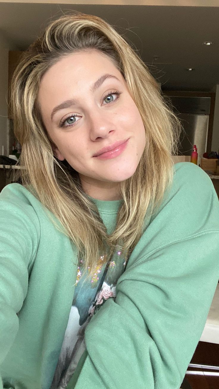 Saoirse R.